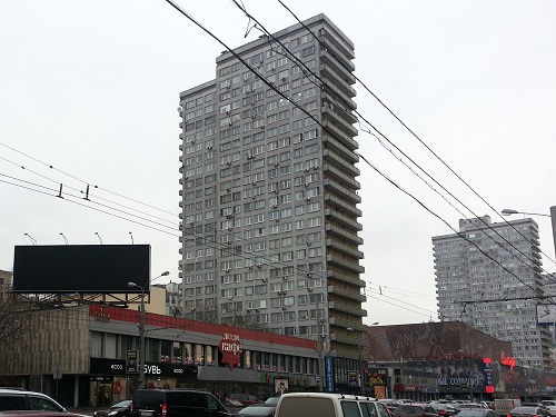 Повсеместных демонтажей вывесок в центре Москвы не ожидается