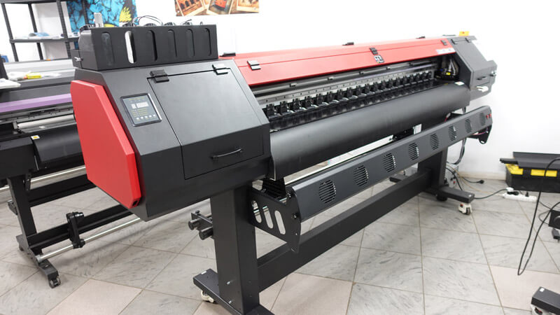 Сольвентный рулонный принтер ES-640I