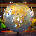 Дополнительное изображение работы Объемная витрина Ravensburger для «Детского мира» на Лубянке