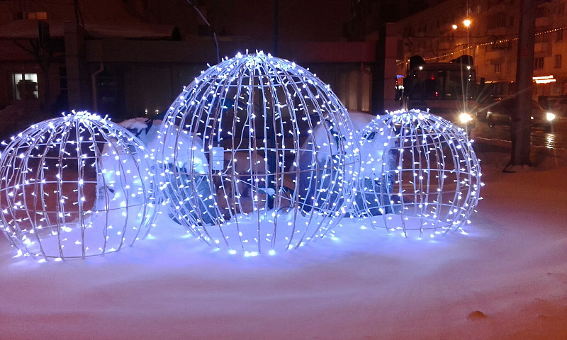 Изготовление световых новогодних украшений для города Уфа.